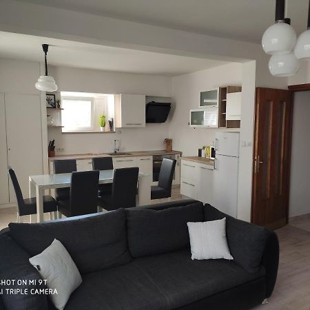 Apartment Sandra Vodice Bagian luar foto