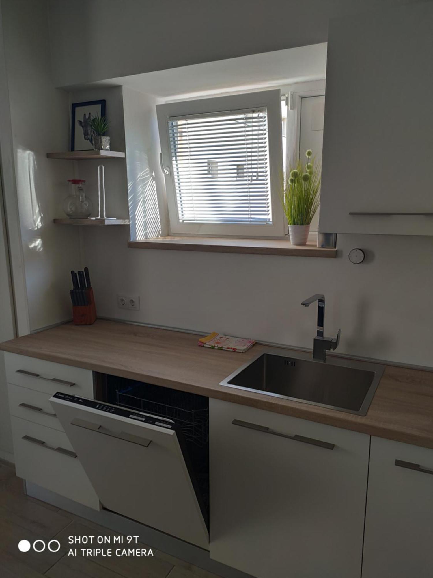 Apartment Sandra Vodice Bagian luar foto