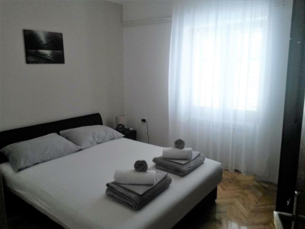 Apartment Sandra Vodice Bagian luar foto