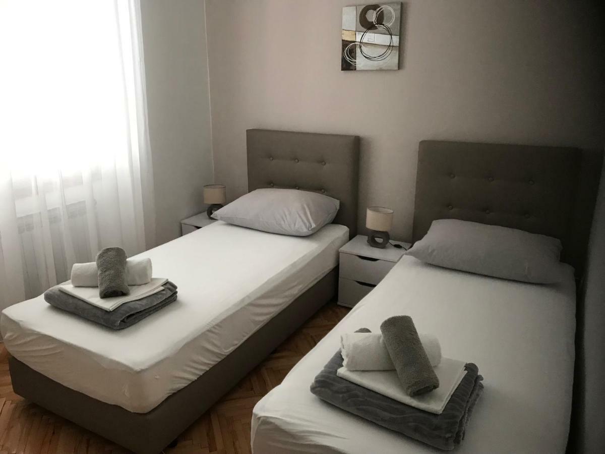 Apartment Sandra Vodice Bagian luar foto
